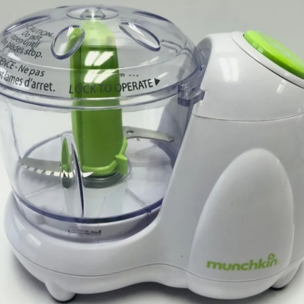 Munchkin fresh food maker/ New in box